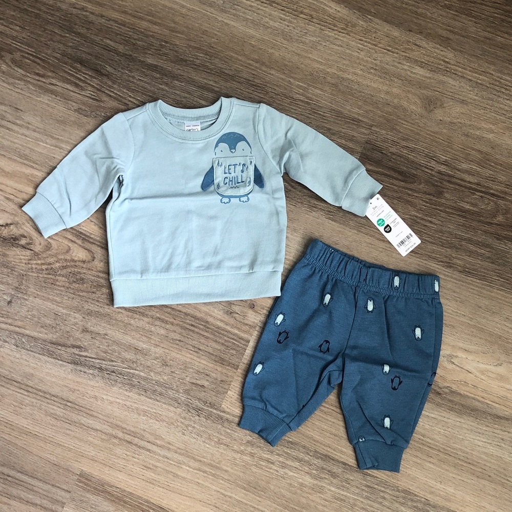 NWT Carter's 3M Baby 2-Piece Penguin Sweatshirt & Pant Set